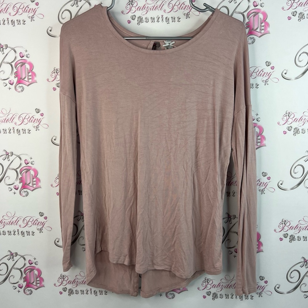 J.o & co long sleeve open slit back Elegant Mauve Long Sleeve Women's Top
